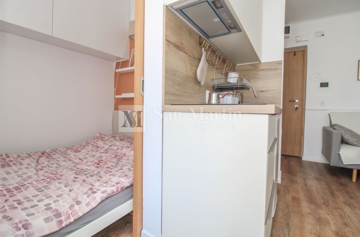 Poreč – Izjemno Opremljeno Stanovanje 20 m od Morja – EKSKLUZIVNO!