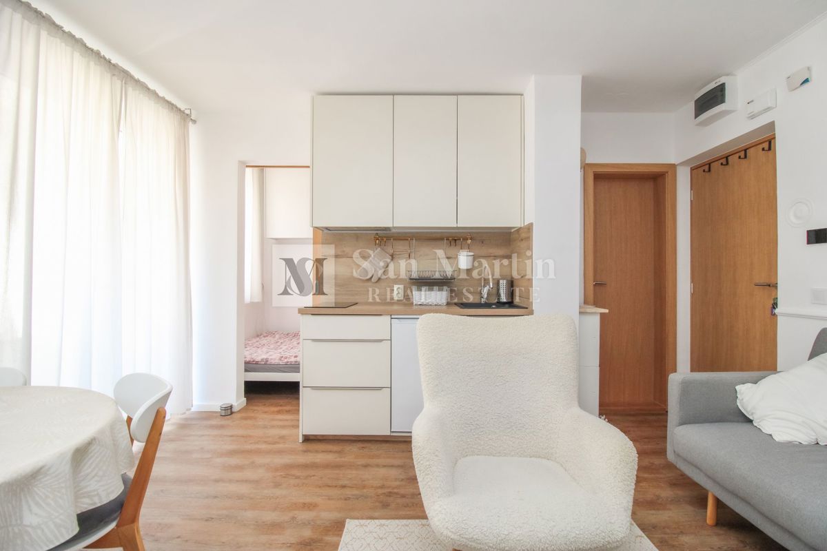 Poreč – Izjemno Opremljeno Stanovanje 20 m od Morja – EKSKLUZIVNO!