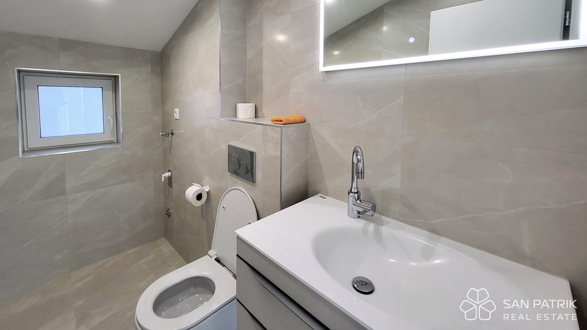 Crikvenica: Sodoben apartma s pogledom na morje