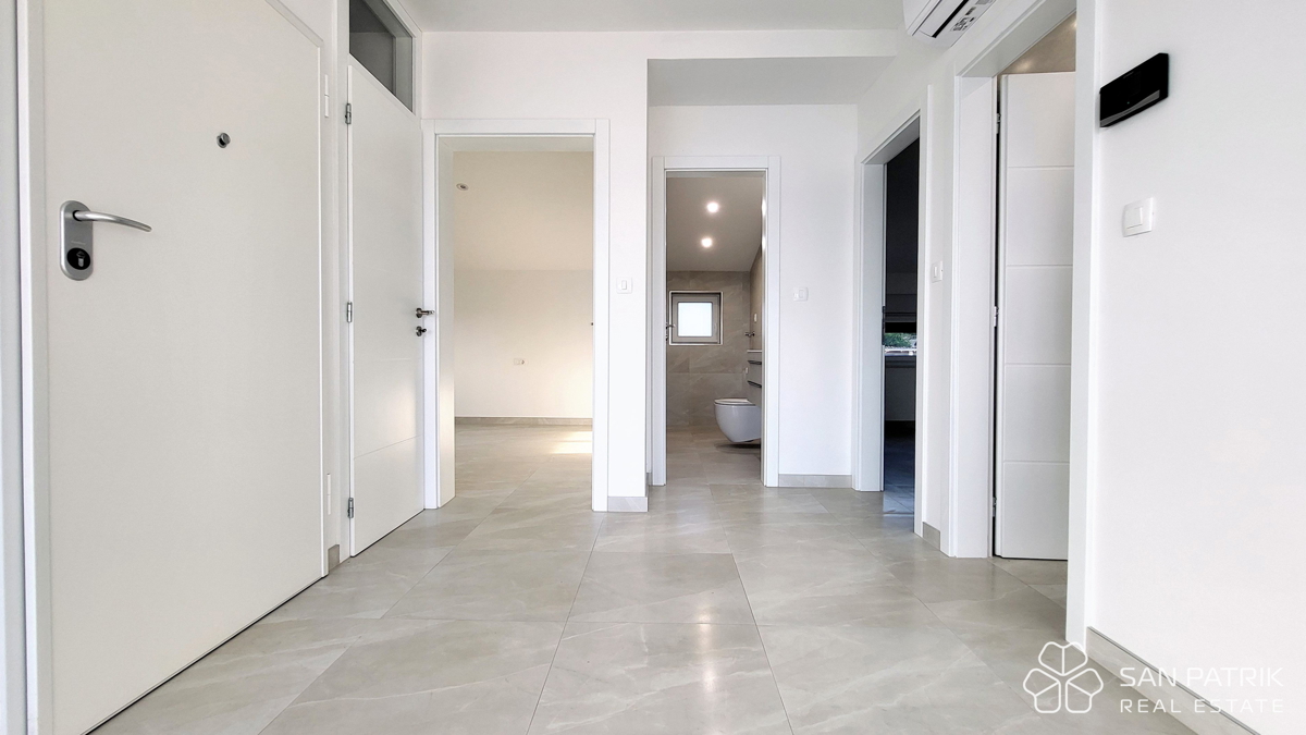 Crikvenica: Sodoben apartma s pogledom na morje