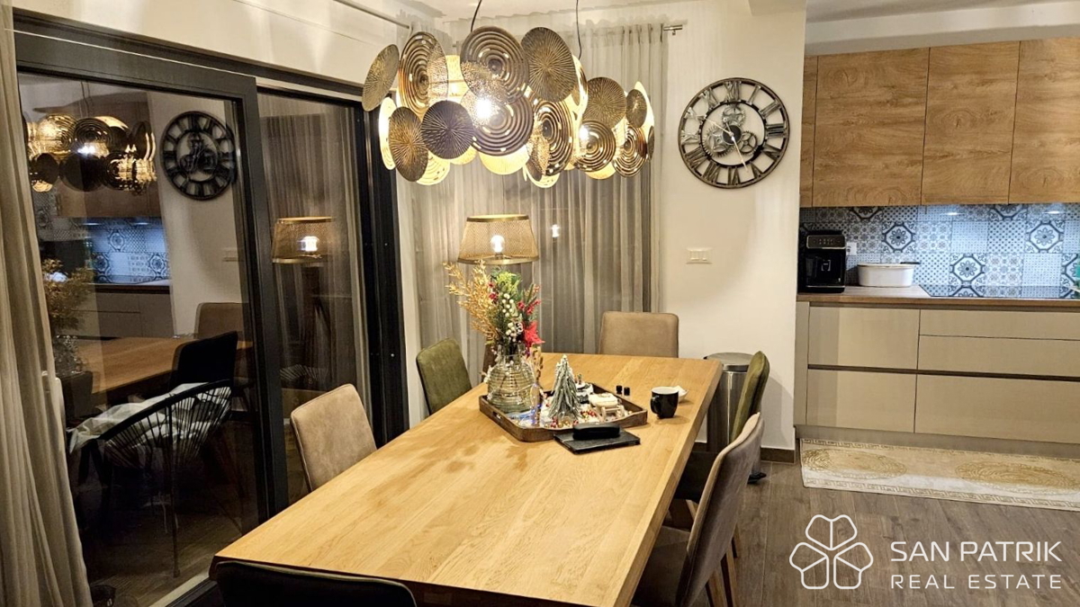 Labin, okolica: novozgrajena vila na mirni lokaciji