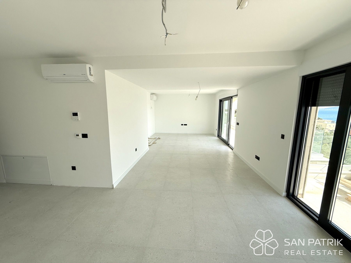 Kožino - Zadar: 3-sobna luksuzna novogradnja (86m2), 250m od morja, bazen