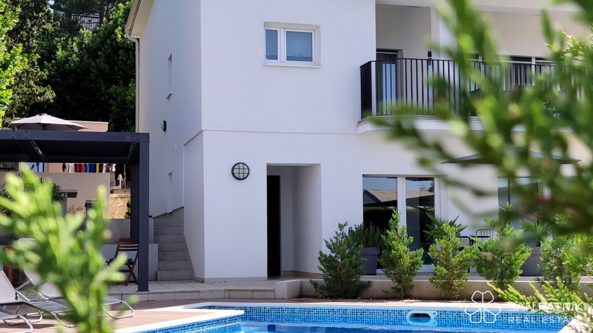 Crikvenica, Dramalj: vrhunsko prenovljena stanovanjska hiša