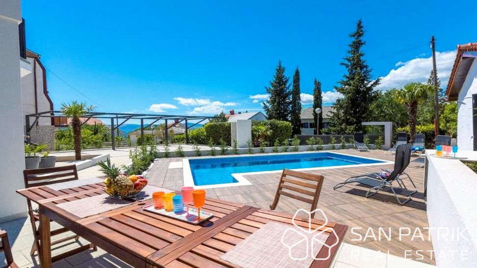 Crikvenica, Dramalj: vrhunsko prenovljena stanovanjska hiša