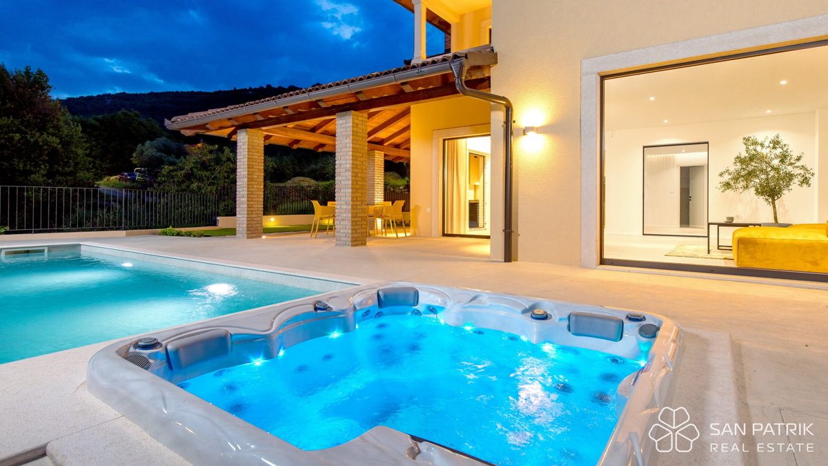 Luksuzna mediteranska vila s panoramskim pogledom – Mošćenička Draga