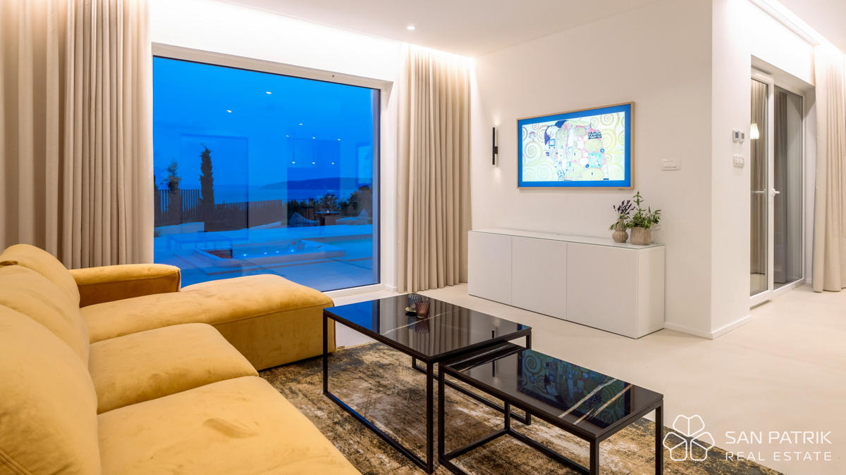 Luksuzna mediteranska vila s panoramskim pogledom – Mošćenička Draga