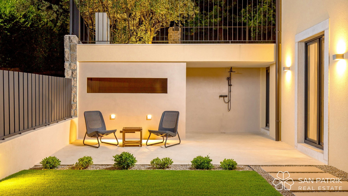 Luksuzna mediteranska vila s panoramskim pogledom – Mošćenička Draga