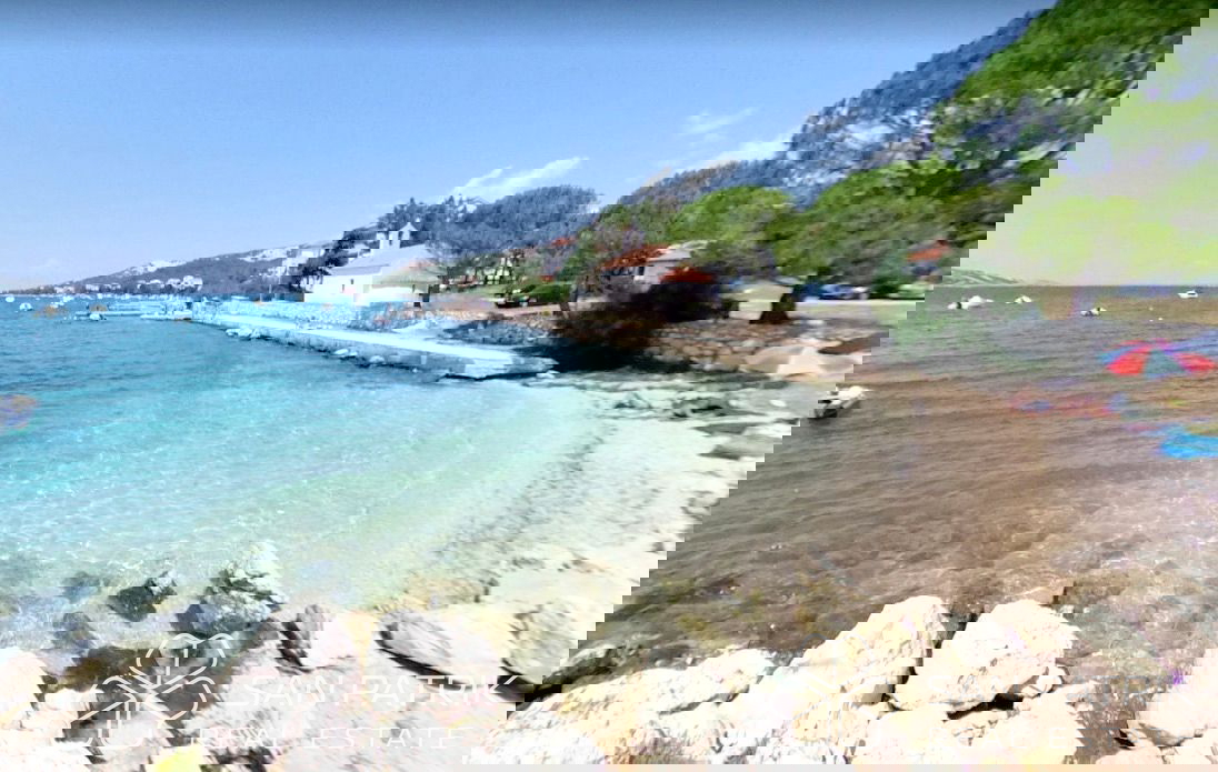 Stara Novalja: Moderna hiša (234m2) z bazenom, 150m od morja, pogled