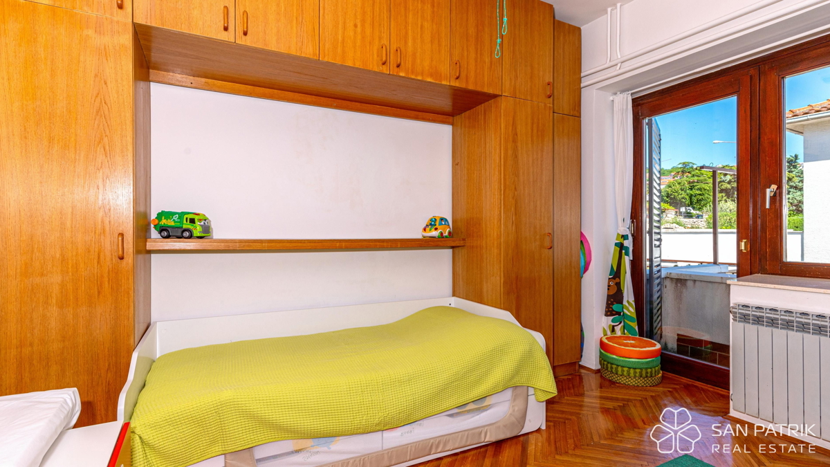 Crikvenica: Hiša z dvema stanovanjskima enotama v bližini morja