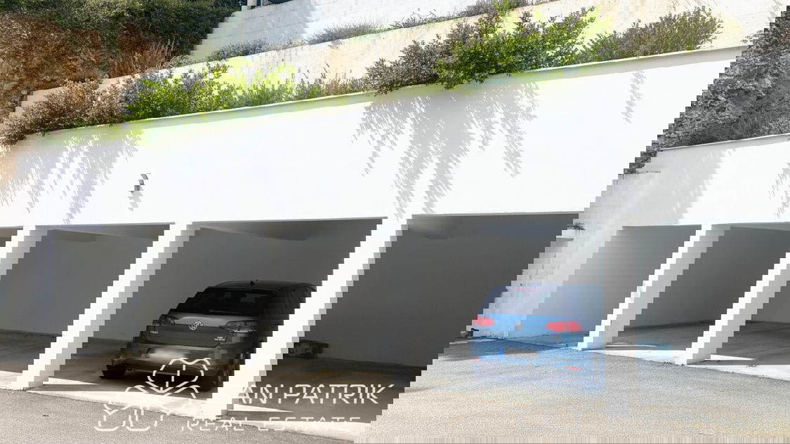 Crikvenica: Stanovanje z vrtom in skupnim bazenom