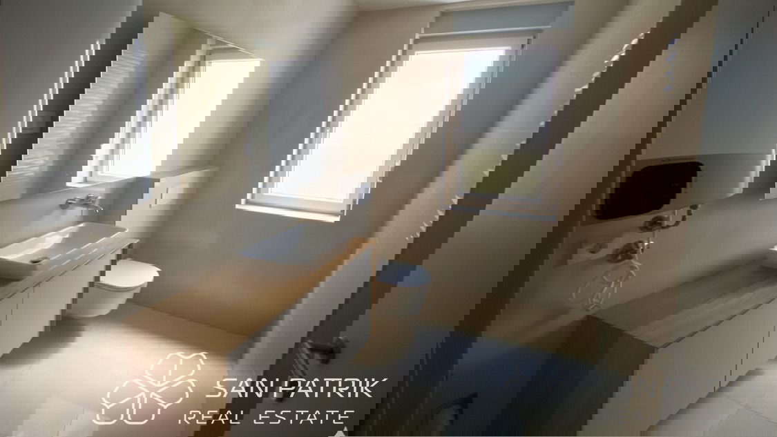 Crikvenica: Stanovanje z vrtom in skupnim bazenom