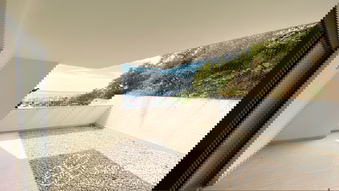 Crikvenica: Stanovanje z vrtom in skupnim bazenom