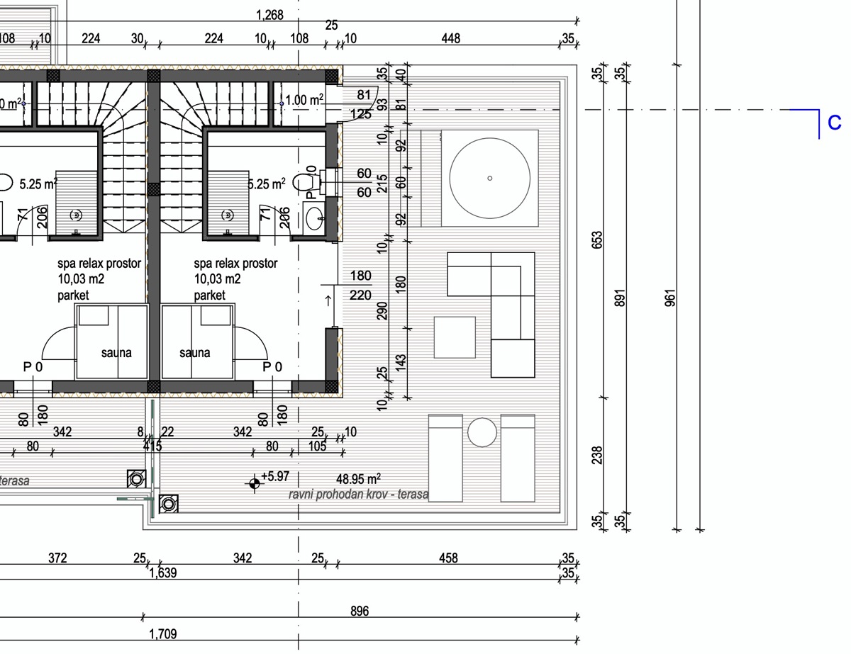 Moderna hiša s bazenom v Poreču, mirna lokacija