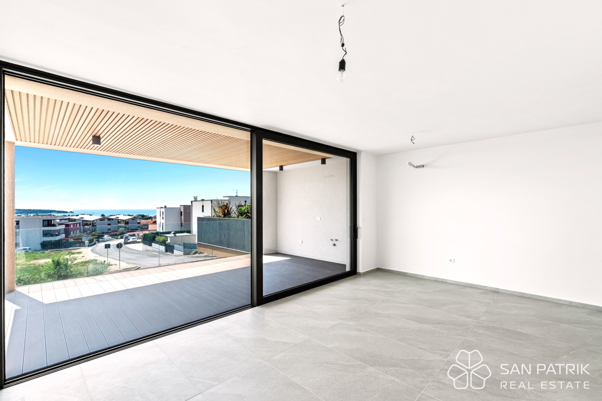 Novogradnja v Novigradu, Istra: Opremljeno stanovanje v novogradnji, takoj vseljivo