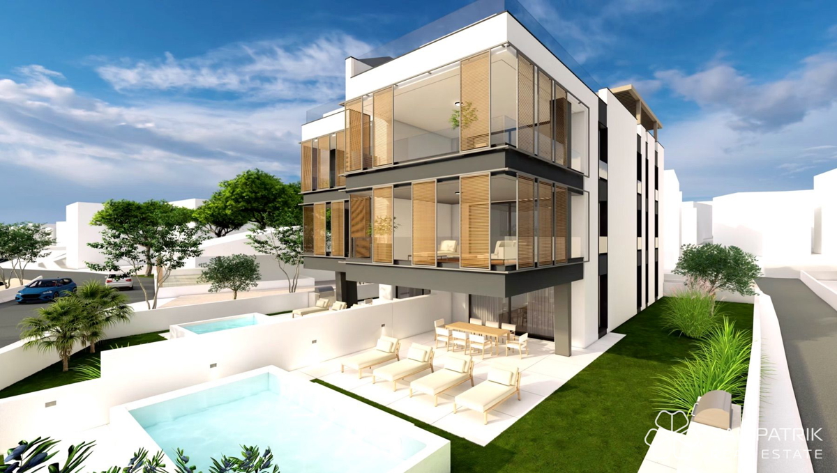 PREMIUM PENTHOUSE S STREŠNO TERASO V ZADRU – PRVA VRSTA OB MORJU