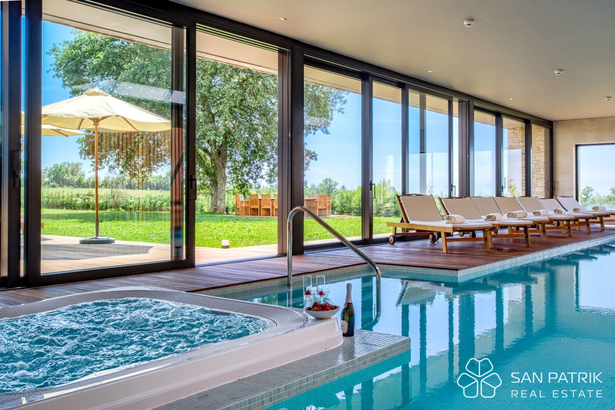 Vila Baderna: Sinonim za luksuzno in ekskluzivno uživanje v srcu Istre