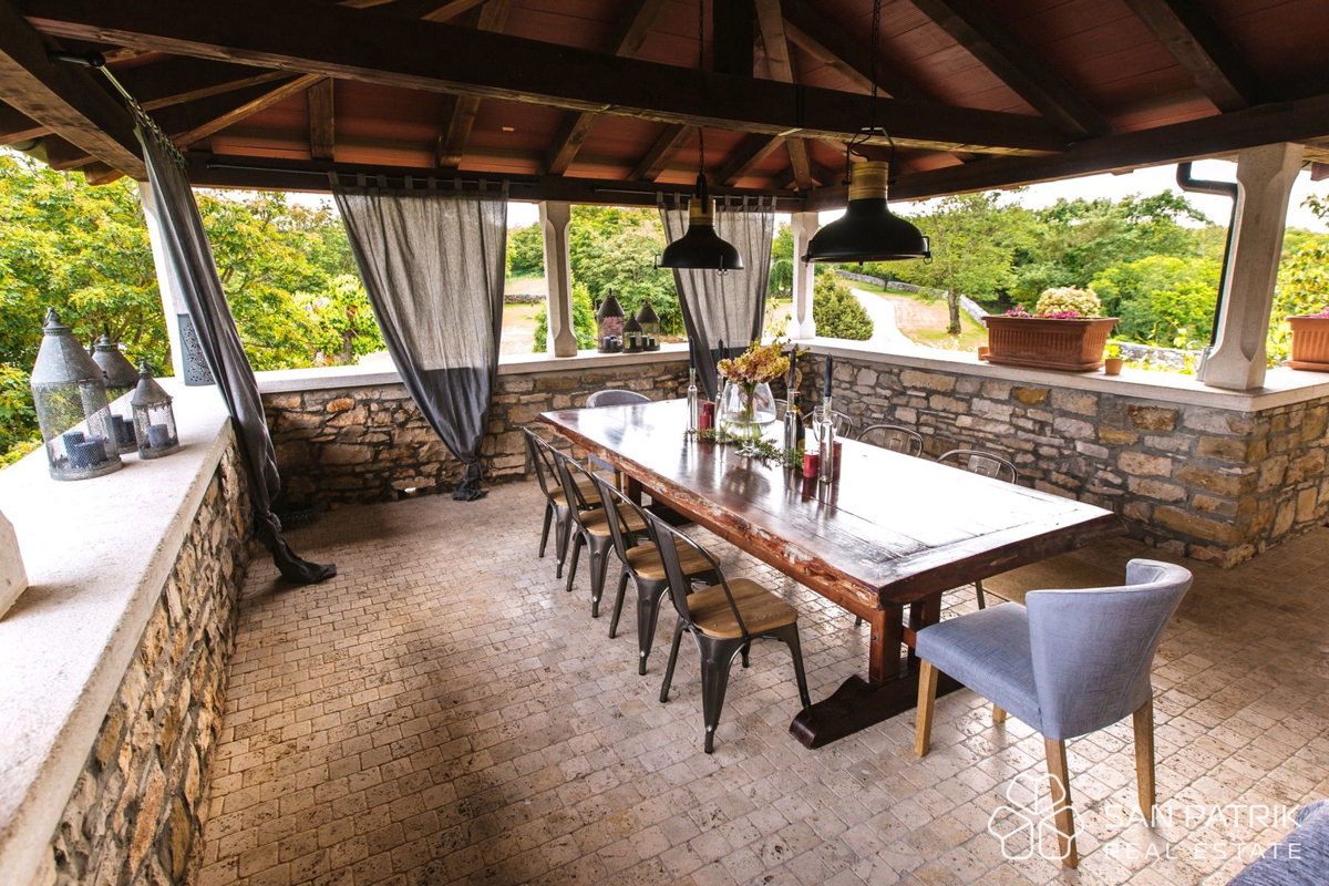 Stancija iz leta 1855 - odkrijte skrite čare Istre!