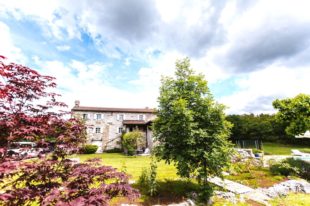 Stancija iz leta 1855 - odkrijte skrite čare Istre!