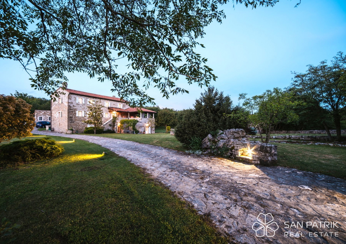 Stancija iz leta 1855 - odkrijte skrite čare Istre!