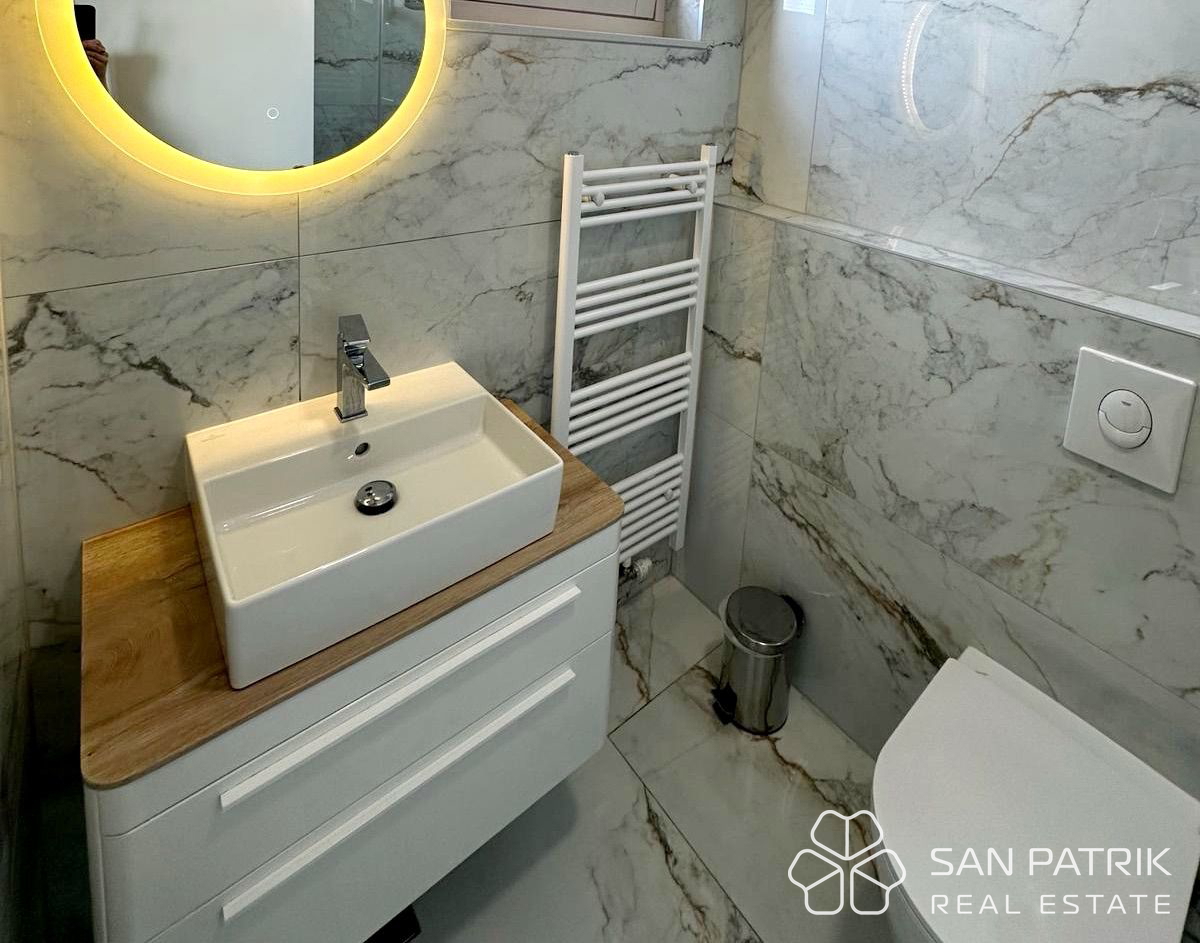 MODERNA ELEGANCA: PENTHOUSE (110 M2) S POGLEDOM NA ZAGREB