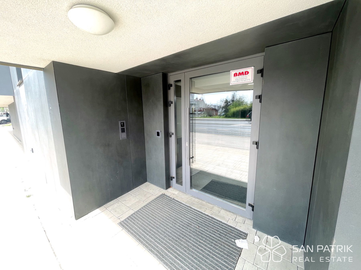 MODERNA ELEGANCA: PENTHOUSE (110 M2) S POGLEDOM NA ZAGREB