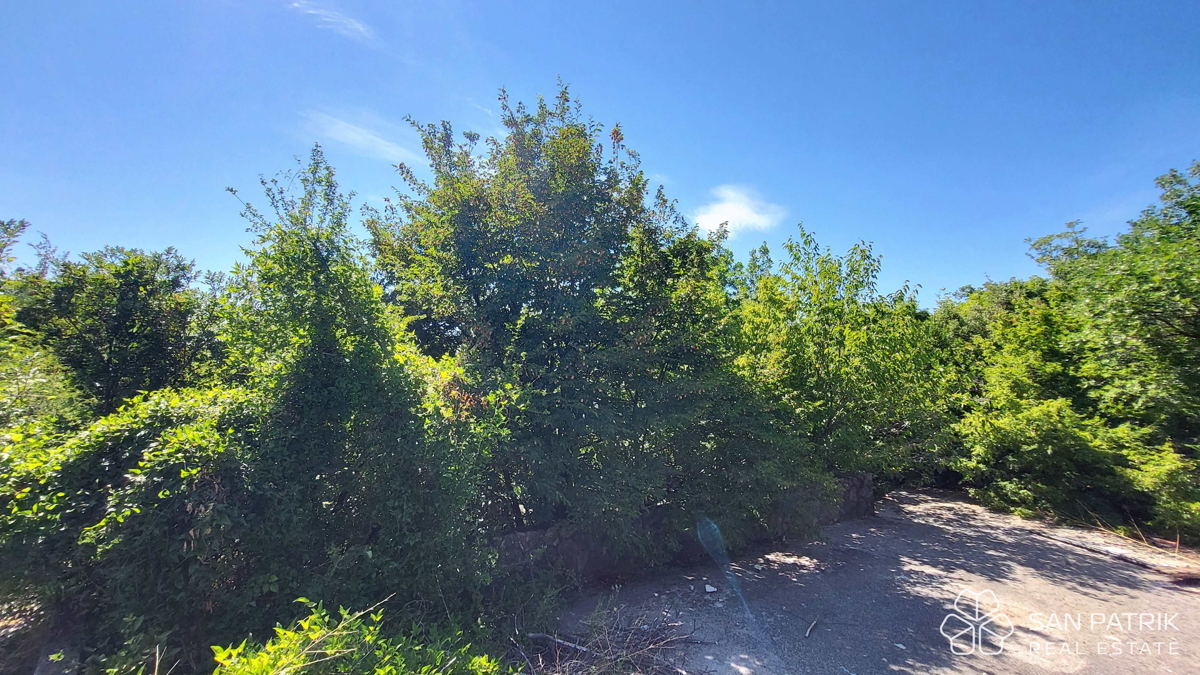 Crikvenica: gradbeno zemljišče s pogledom na morje