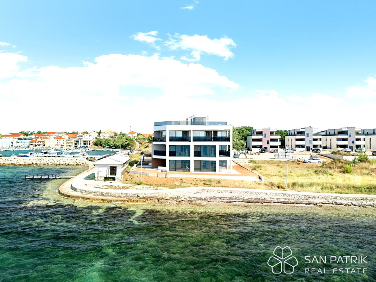 Privlaka Seafront Residences – Sodobni Penthouse v Prvi Vrsti ob Morju