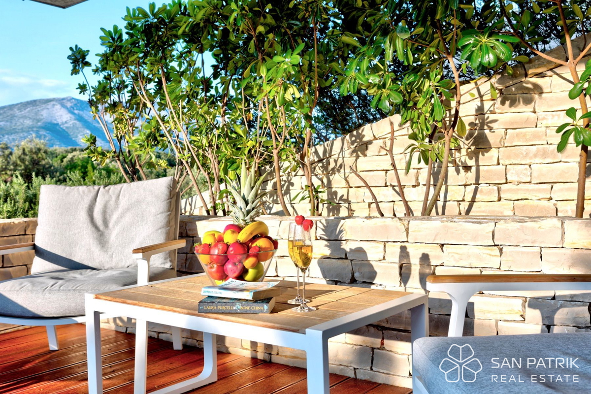 Brezčasna eleganca: Ekskluzivna vila na otoku Korčula