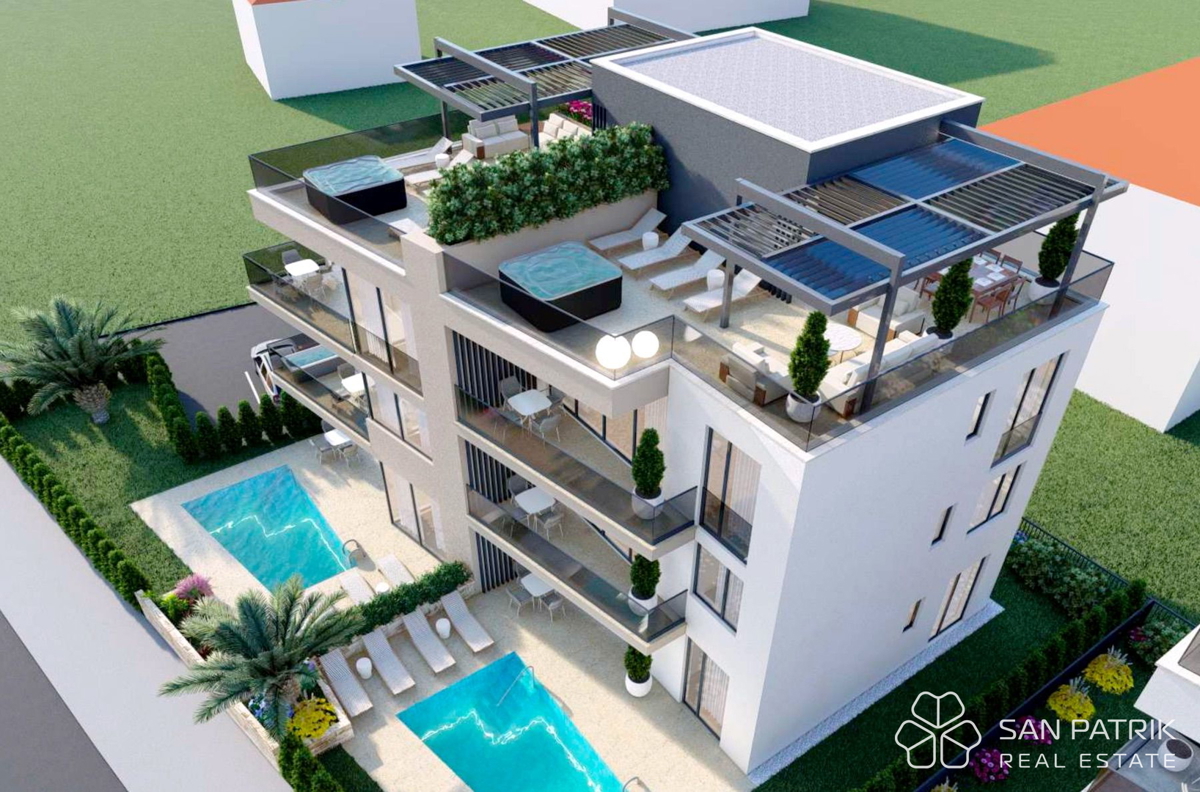 Življenje ob morju: Moderno stanovanje - penthouse (104 m2) v Sukošanu