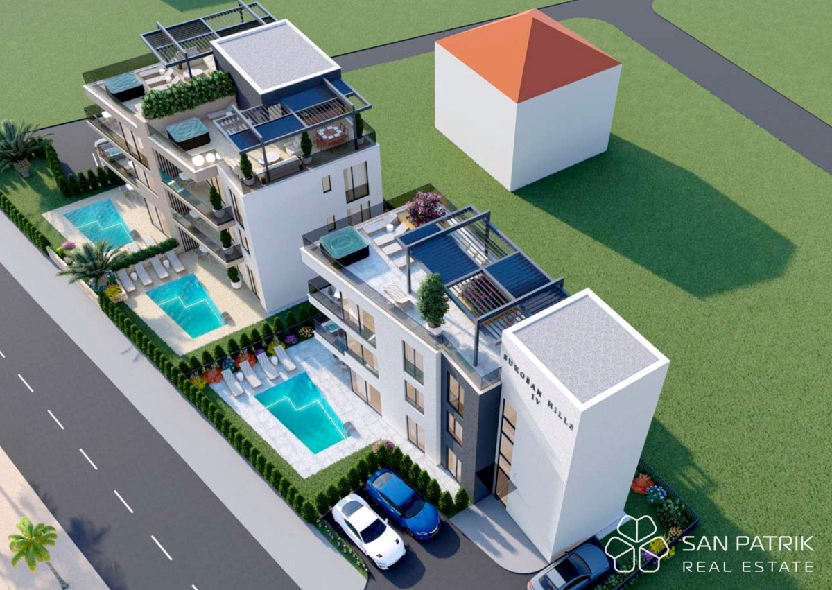 Življenje ob morju: Moderno stanovanje - penthouse (104 m2) v Sukošanu