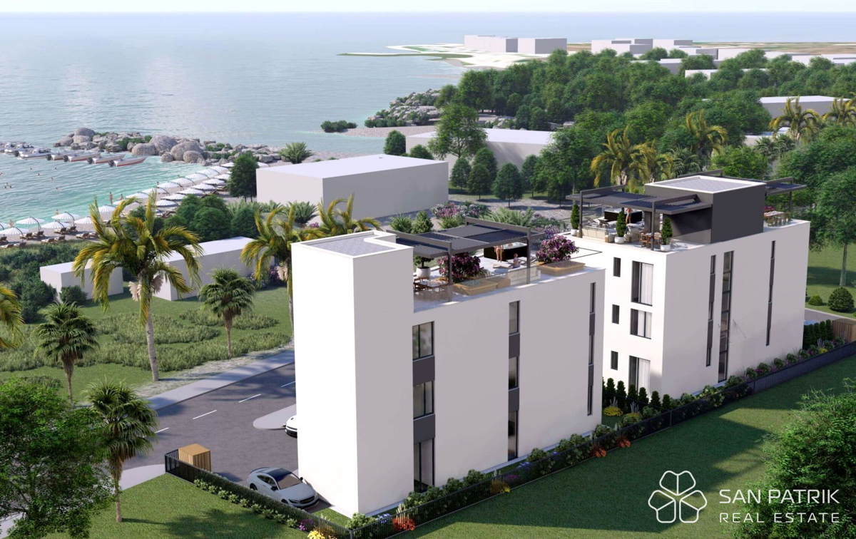 Življenje ob morju: Moderno stanovanje - penthouse (104 m2) v Sukošanu