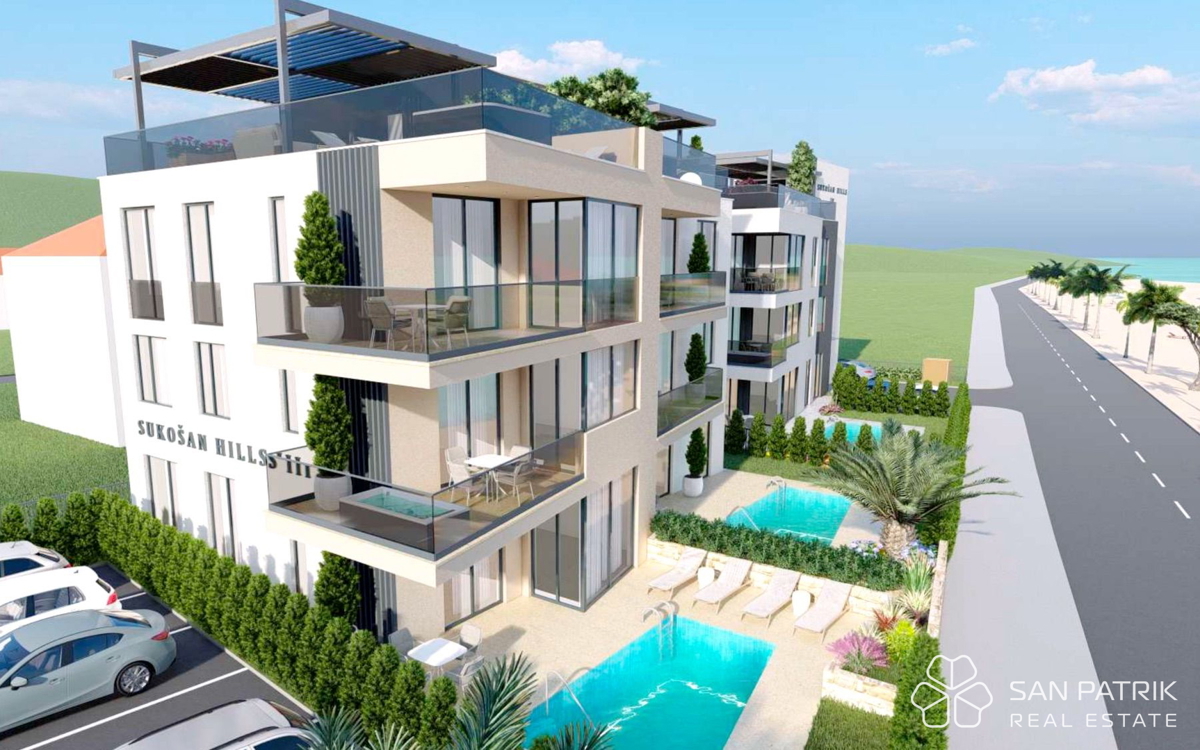 Življenje ob morju: Moderno stanovanje - penthouse (104 m2) v Sukošanu