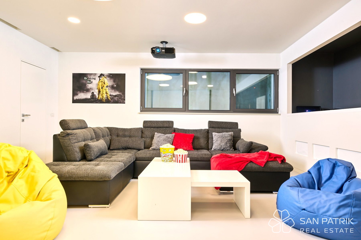 Čudovita mediteranska vila z bazenom v Umagu - pogled na morje