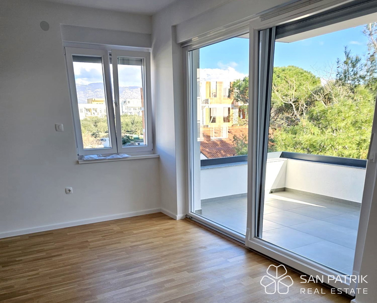 Apartma z bazenom na otoku Pagu - popolna naložba za vaš dopust!