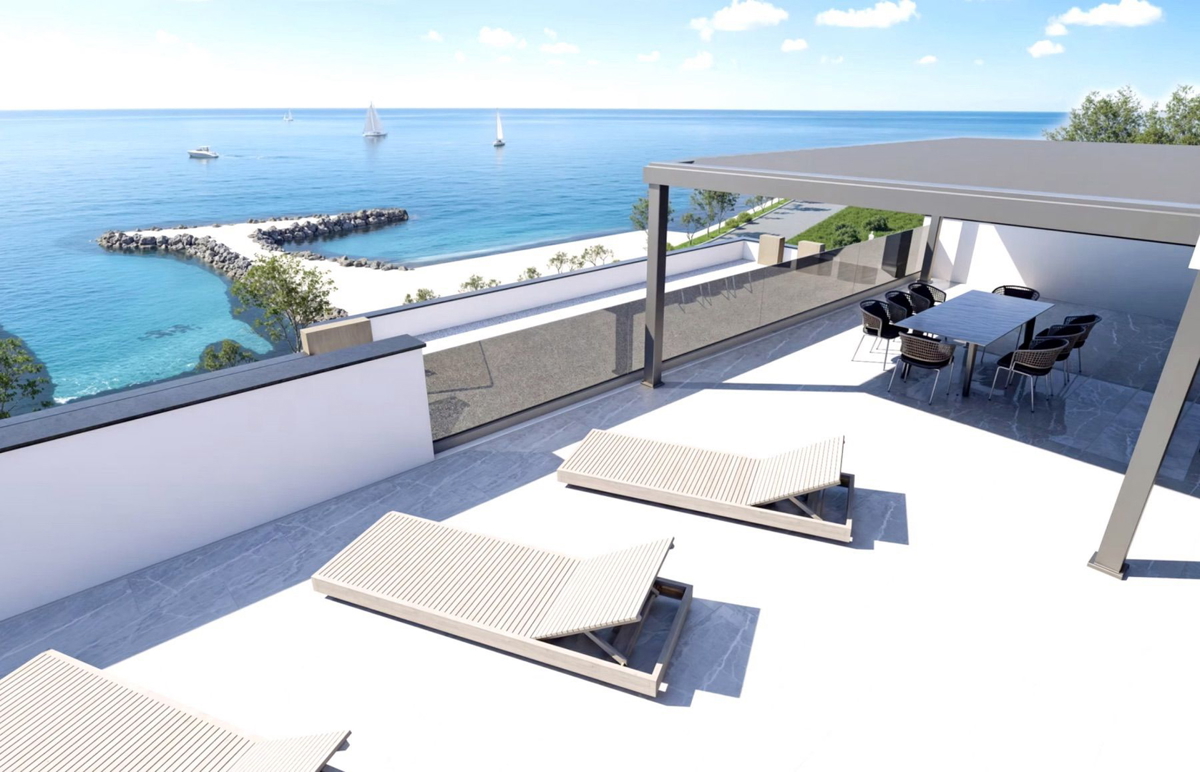 EKSKLUZIVNA PENTHOUSE V ZATONU PRI ZADRU – PRVA VRSTA OB MORJU