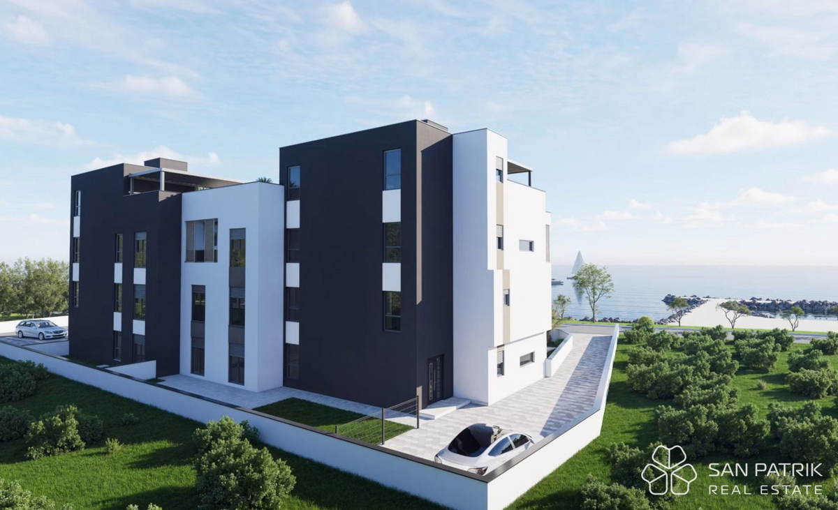 EKSKLUZIVNA PENTHOUSE V ZATONU PRI ZADRU – PRVA VRSTA OB MORJU