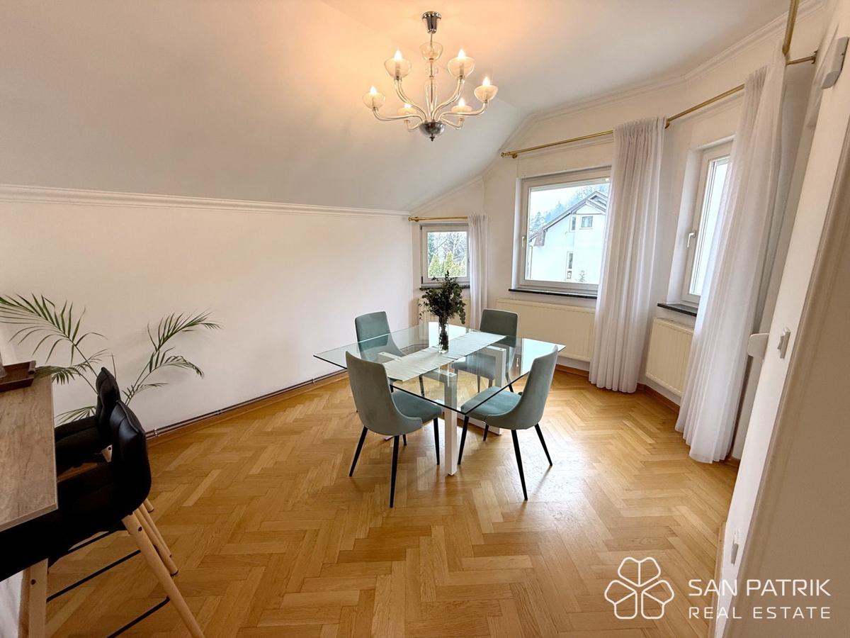 Moderen penthouse v Mlinovih – Art Deco slog in pogled na naravo