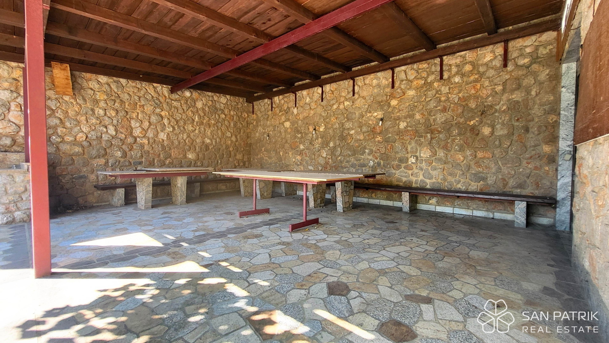 Novi Vinodolski, okolica: hiša idealna za turizem