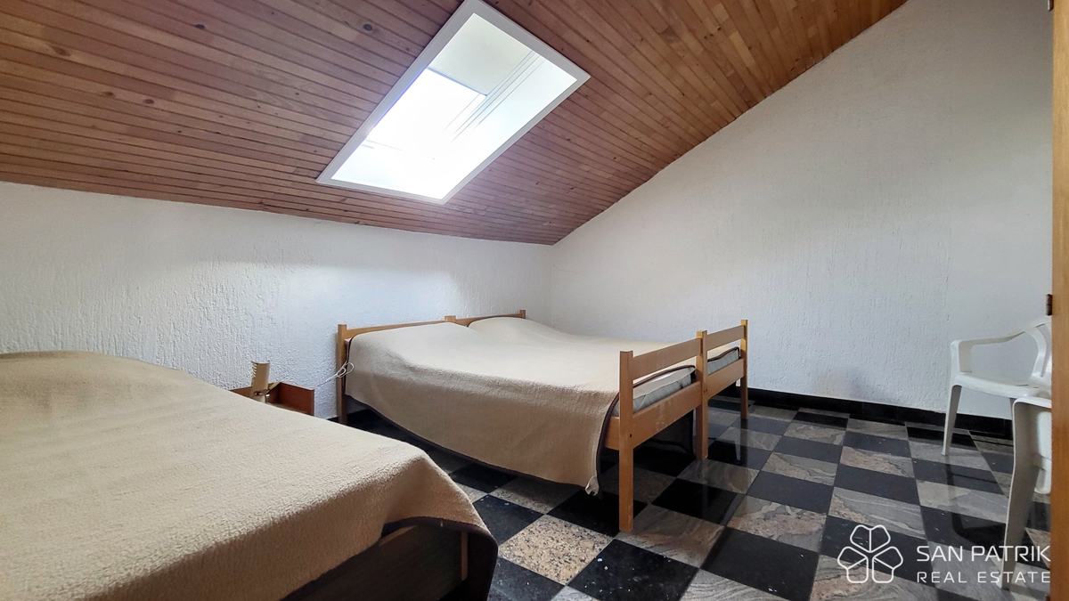 Novi Vinodolski, okolica: hiša idealna za turizem