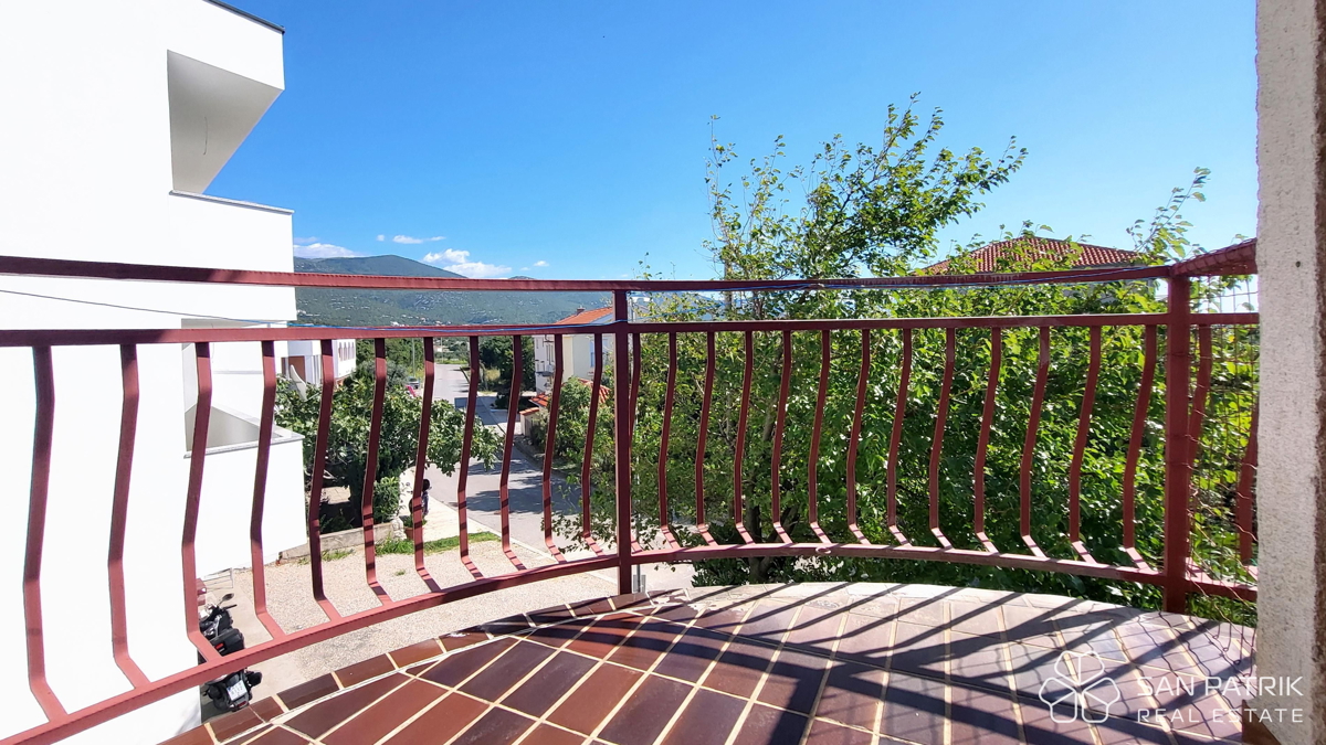 Novi Vinodolski, okolica: hiša idealna za turizem