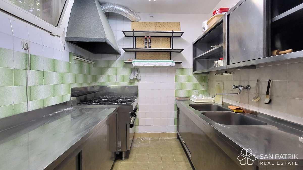 Novi Vinodolski, okolica: hiša idealna za turizem