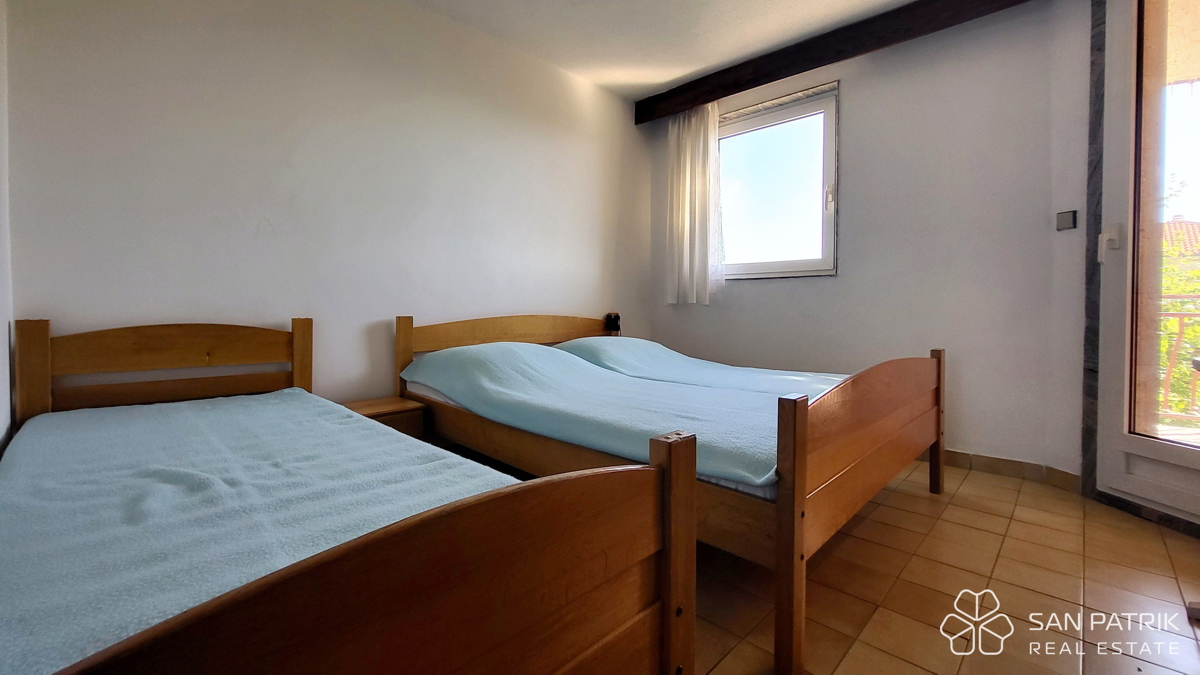 Novi Vinodolski, okolica: hiša idealna za turizem