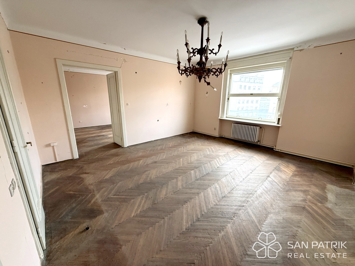 Stan na Dolcu

Stanovanje na Dolcu