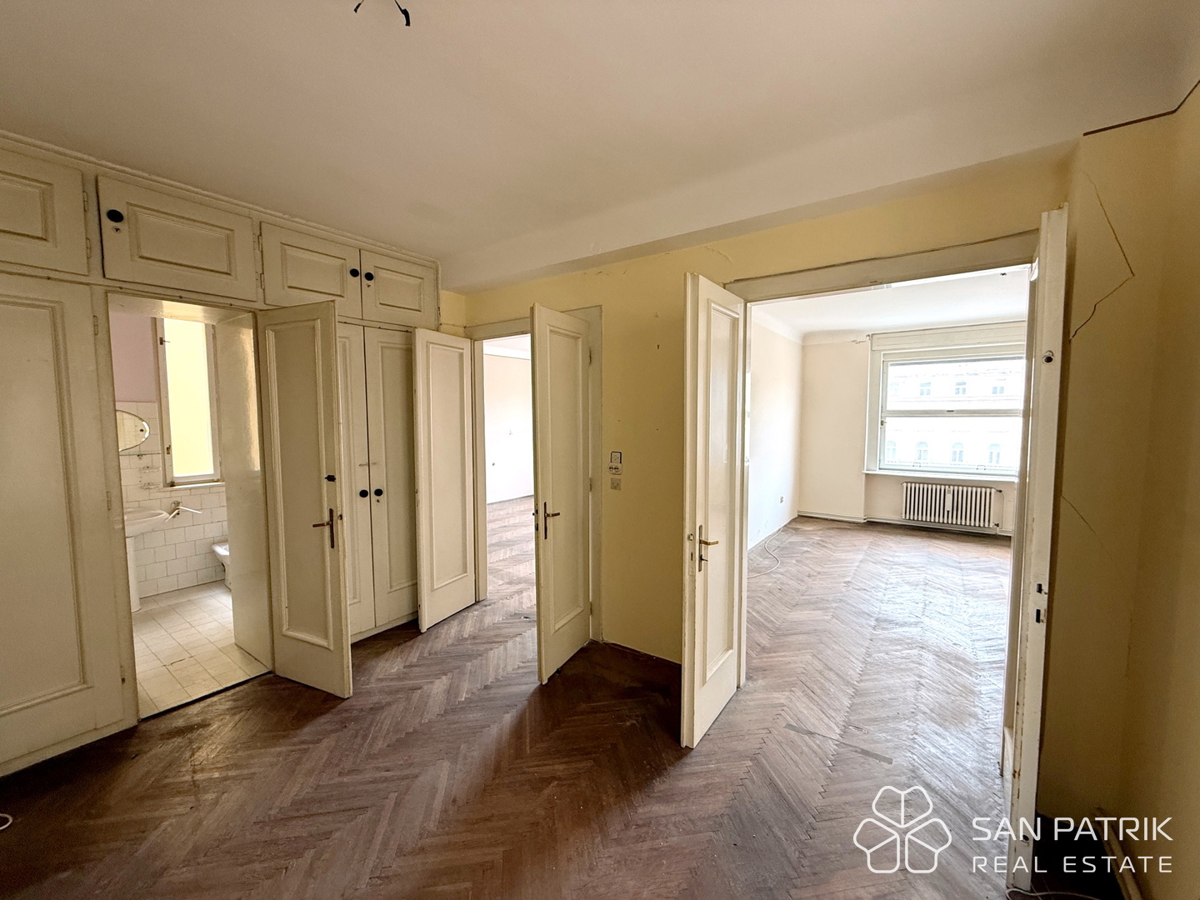 Stan na Dolcu

Stanovanje na Dolcu