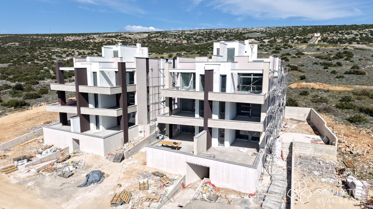 Mediteranski raj v Šimunih na Pagu – Apartmaji s pogledom na morje