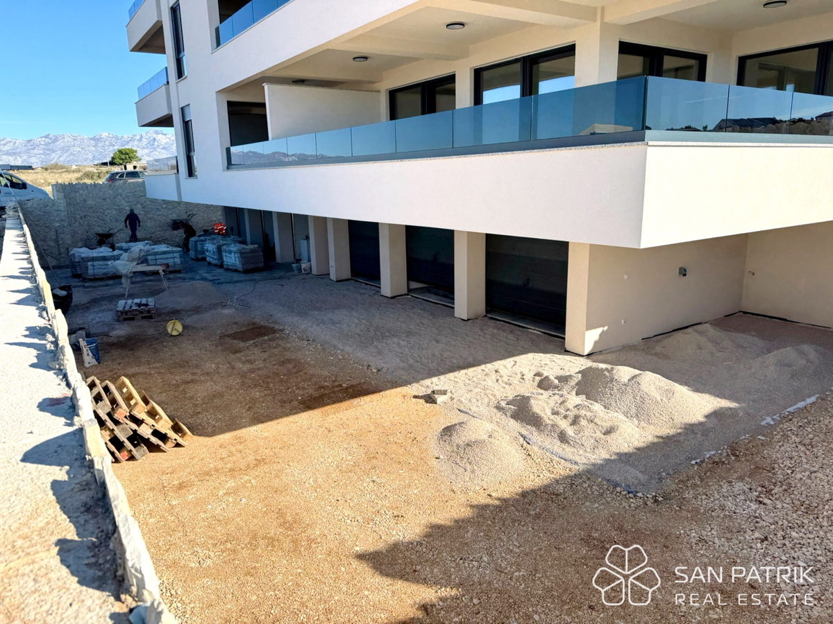 Vaš dom na Mediteranu – moderni apartmaji na otoku Pag, 300m od morja!