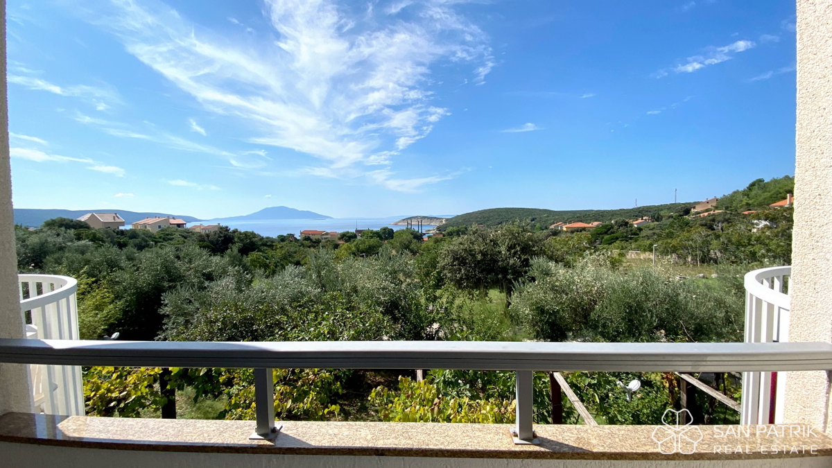 Otok Cres: hotel s 4 zvezdicami z utečenim poslovanjem – investicijska priložnost