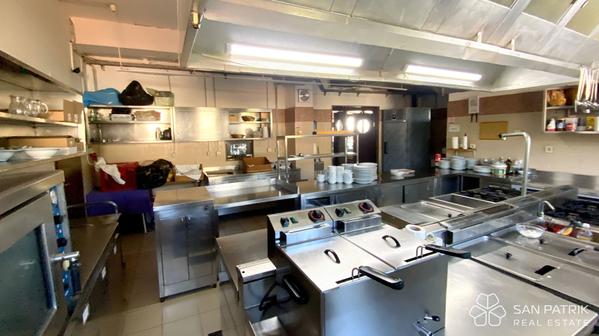 Otok Cres: hotel s 4 zvezdicami z utečenim poslovanjem – investicijska priložnost