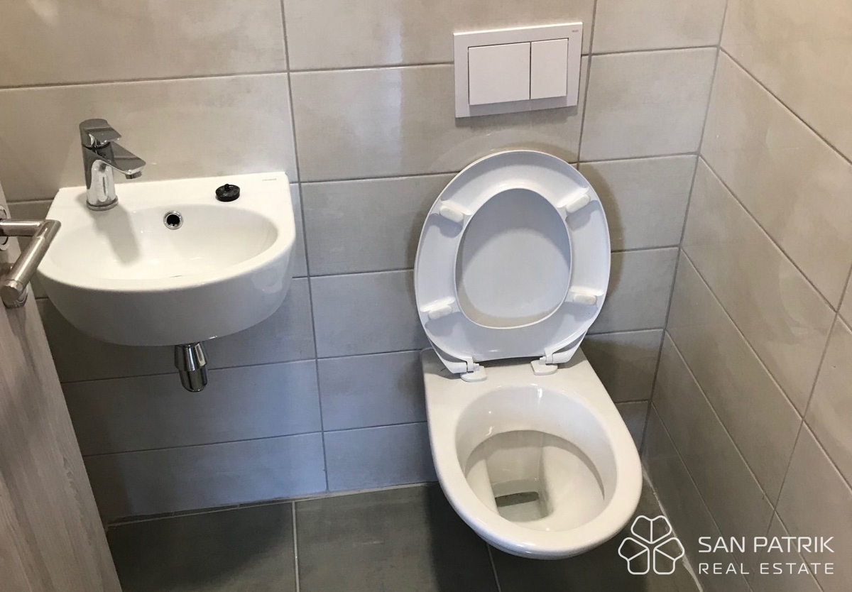 Center - Amruševa: Trosobno stanovanje z delovno sobo (107,87 m2) s teraso in pogledom