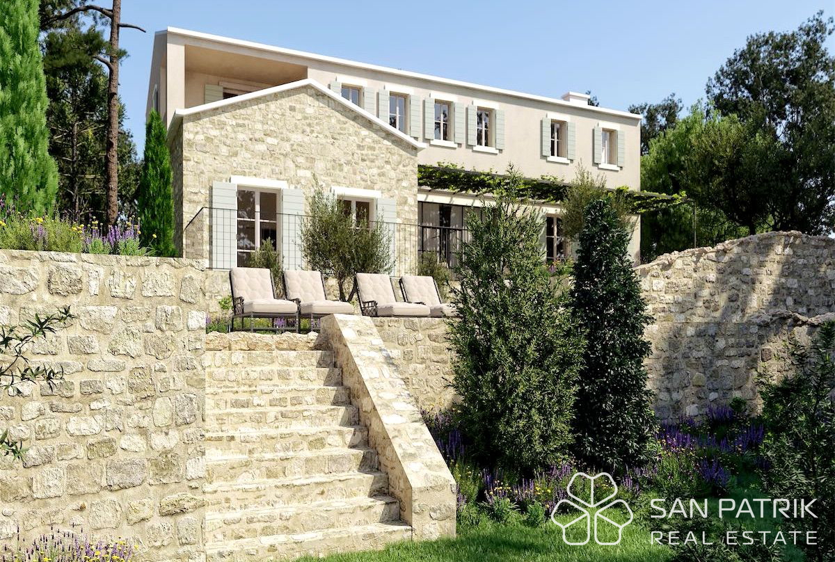 Luksuzna kamnita vila (270 m2) v osrčju Istre, pogled na morje in bazen